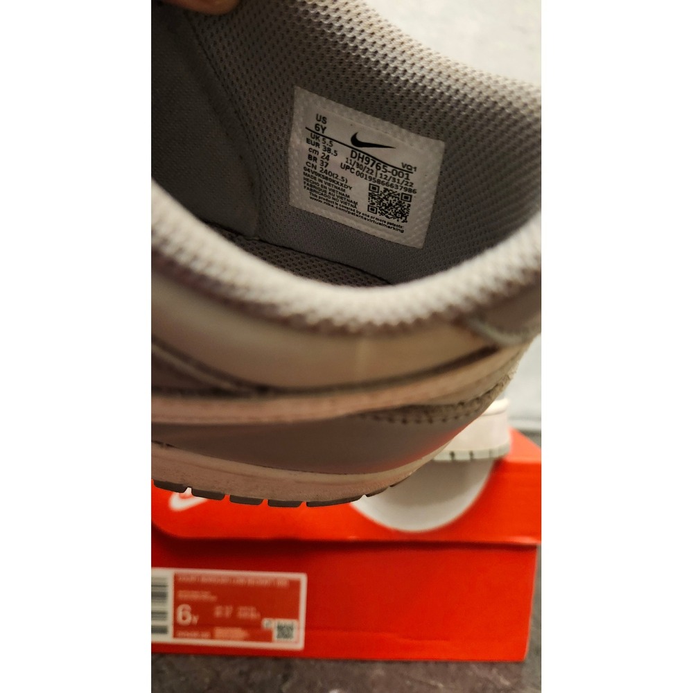 Nike Dunk Low GS Pure Platinum Wolf Grey 6Y Youth Sneakers White Gray UK‎ 5.5 - Picture 8 of 10